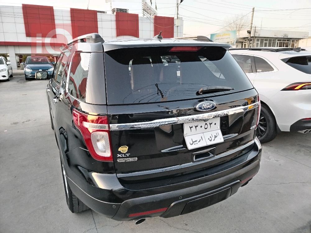 Ford Explorer